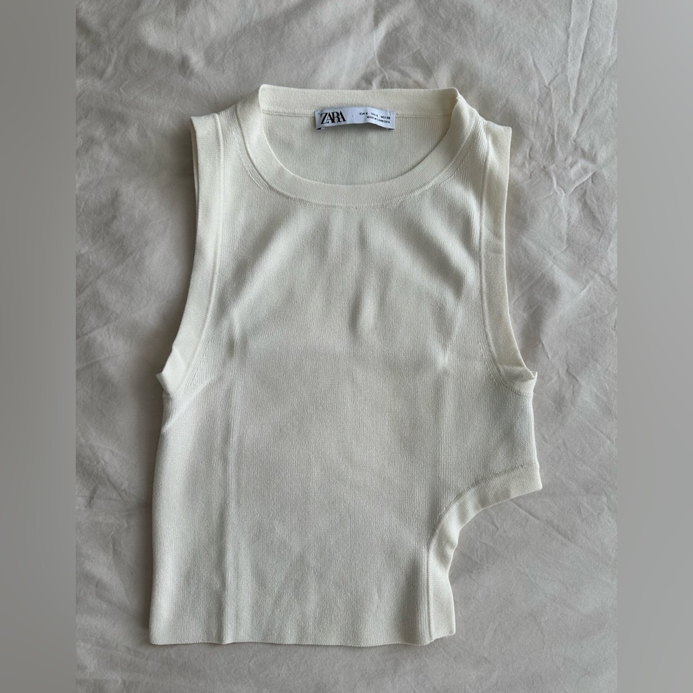 Zara Sleeveless ribbed top